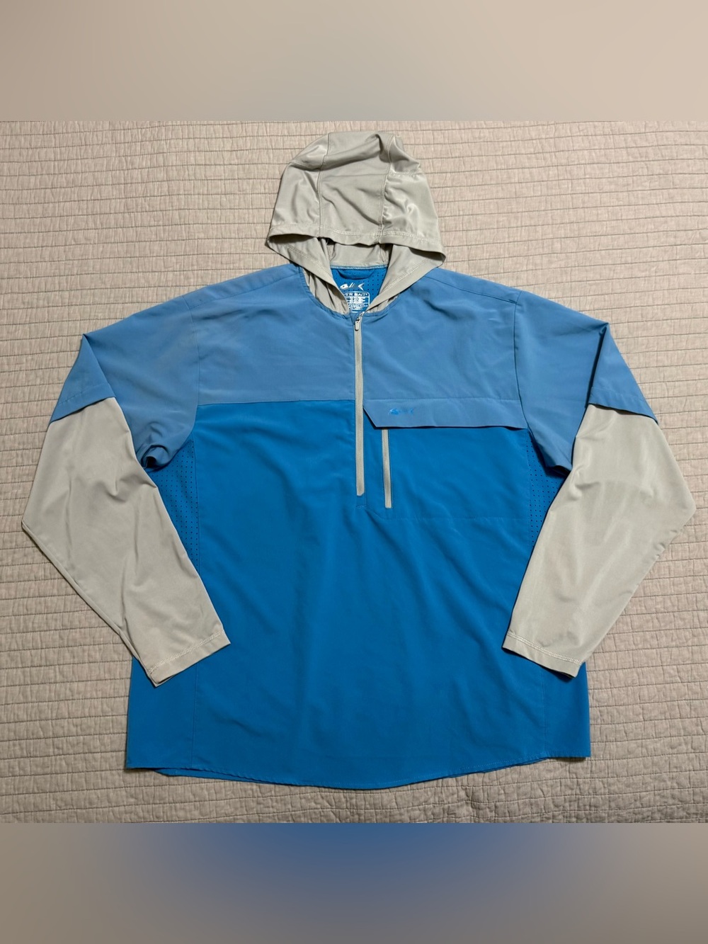 Silver Bait Men's LS hooded Fishing Shirt Integrated Face Mask Size Large